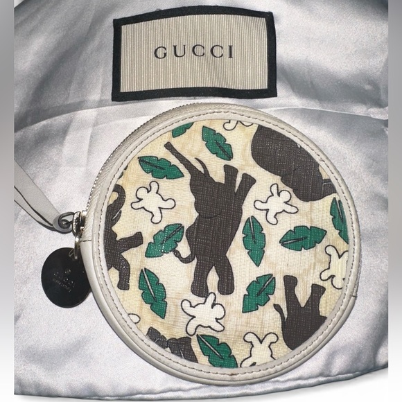 Gucci Handbags - Gucci Limited Edition Elephant Coin Purse